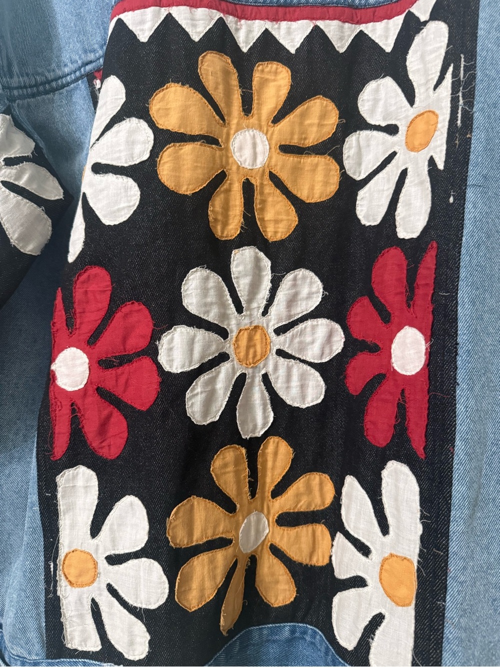 Free People Annie’s Flower Boho Trucker Denim Jacket - Size M NWT - Picture 9 of 11
